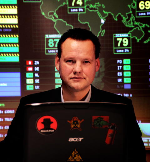 - UTBREDT: Vidar Sandland ved NorSIS sier det er vanlig at hackere fors�ker � utnytte endringer i Facebook og andre sosiale medier. Foto: �istein Norum Monsen / Dagbladet