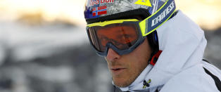Svindal kj�rte ut i Adelboden