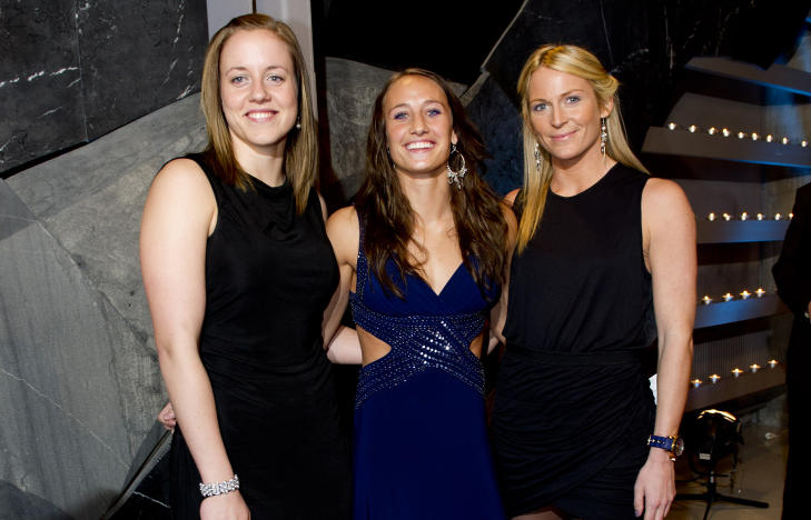 H�NDBALL: Tonje N�stvold, Camilla Herrem og Ida Alstad. Foto: John T. Pedersen / Dagbladet