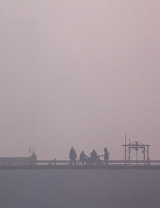 Fant ikke flyplassen i rekordtett smog