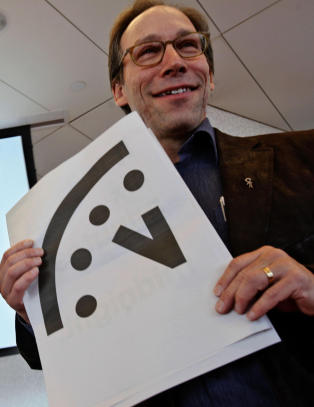 Stiller klokka ett minutt n�rmere dommedag