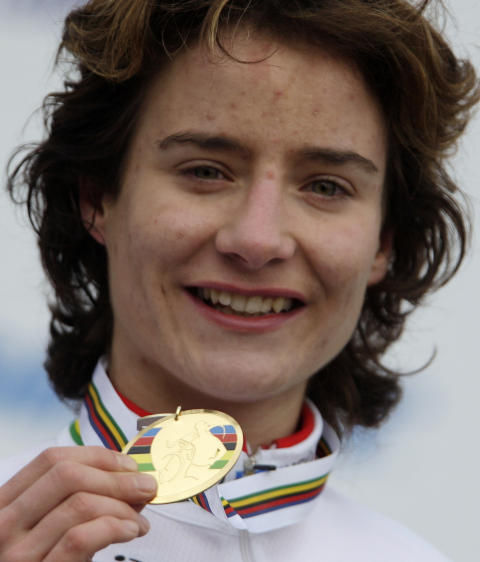 CROSSGULL: Vos sikret seg et nytt syklocross gull i VM i 2009. Foto: AP/Bas Czerwinski