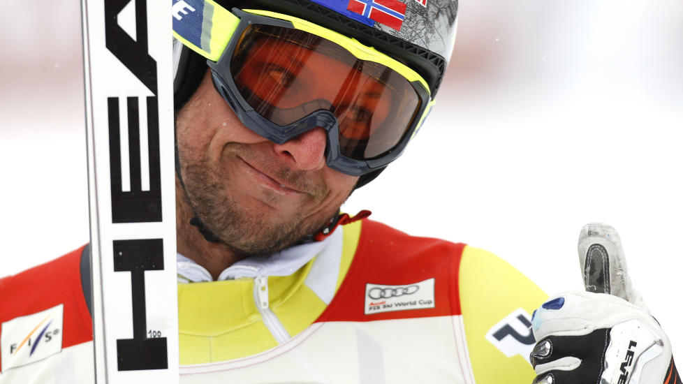 OPTIMIST IGJEN: Aksel Lund Svindal ble syk i romjula, og har f�tt legeoppf�lging de siste dagene. N� ser det ut til at han i hvert fall blir klar til Wengen i helga. Foto: Max Rossi/Reuters/Scanpix