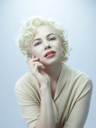 NOMINERT: Michelle Williams spiller Marilyn Monroe i �My Week with Marilyn�, som handler om innspillingen av �The Prince and the Showgirln�. Williams er nominert til en Golden Globe for rollen. ?Foto: Fra filmen