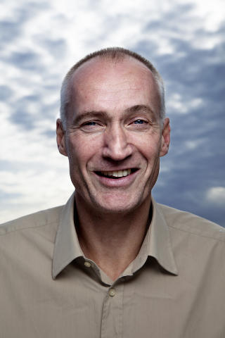 TROR DET IKKE F�R HAN F�R SE DET: Erik Thorstvedt gj�r seg ingen store forh�pninger om ligagull til Spurs - han er mer enn forn�yd med den n�v�rende plasseringen.  Foto: Lars Myhren Holand