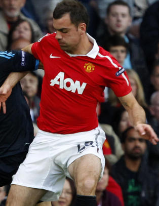 Everton kj�per Gibson fra United