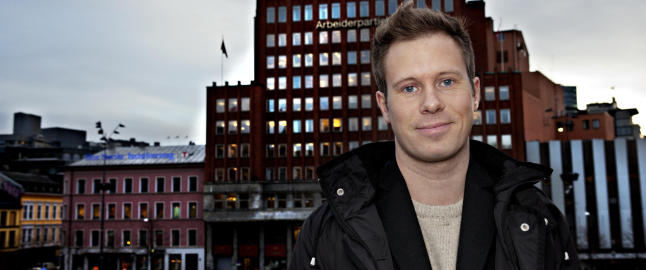 AUF-leder Eskil Pedersen (27) klarer ikke � slette telefonnumrene til vennene han mistet