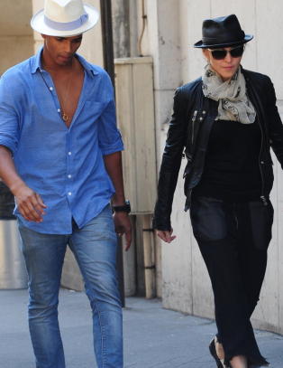 Madonna fant seg 29 �r yngre kj�reste
