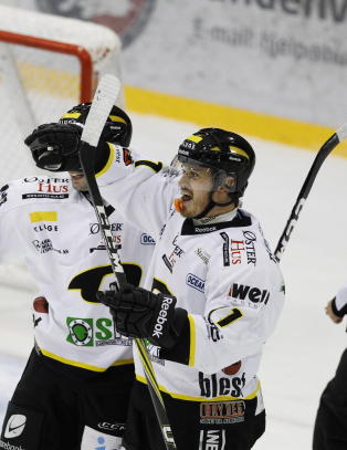 Oilers snudde til seier på straffer