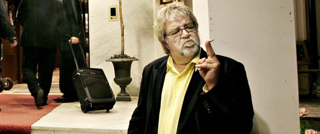 - �Mokkamann�? Hva faen er g�li med det?