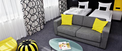 Ingen skriker «roomservice» eller skrur på lyset og sier «sorry»