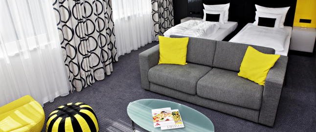 Ingen skriker «roomservice» eller skrur på lyset og sier «sorry»