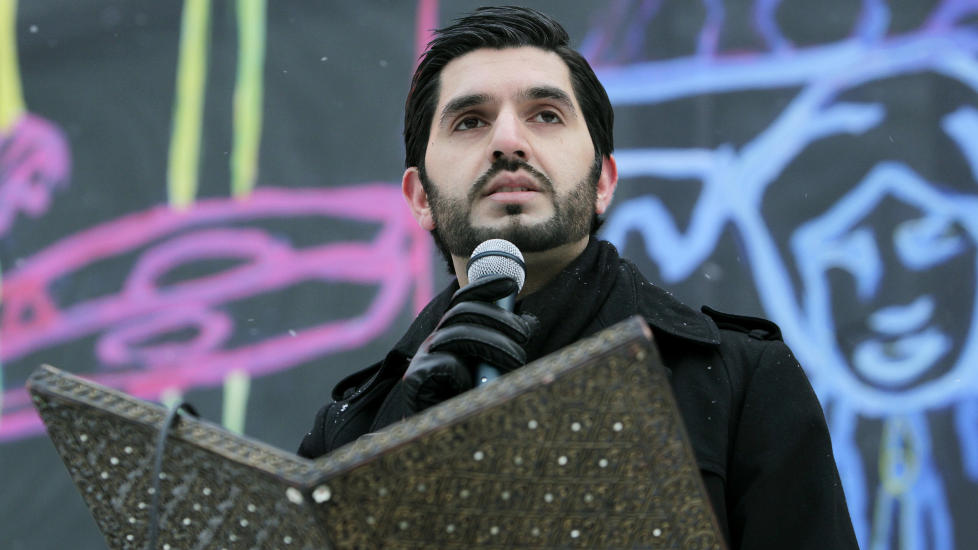 ?- UTSKUDD: - De som st�r bak og sprer trusler er uislamske utskudd, sier Usman Rana, og ber alle om � boikotte demonstasjonen foran Stortinget i morgen.
Foto: Erlend Aas / Scanpix
