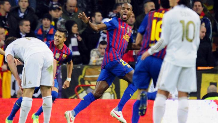 AVGJORDE: Eric Abidal scoret vinnerm�let da Barcelona vant 2-1 mot Real Madrid. Foto:   AFP PHOTO/JAVIER SORIANO