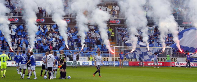 Vil fjerne fire klubber og dele opp Tippeligaen