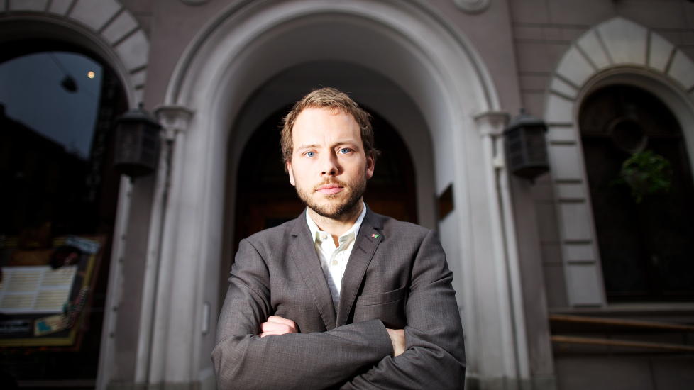 VIL HA FORKLARING: Audun Lysbakkens departement mener selv de har fulgt en normal prosess for utdeling av penger til selvforsvarskurs i skolen. Frps Anders Anundsen mener Lysbakken m� komme � redegj�re for prosessen. Foto: Eirik Helland Urke / Dagbladet