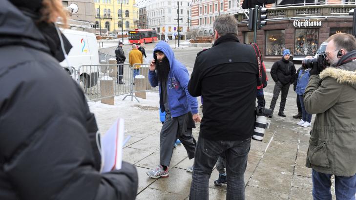 ORDKNAPP: Arfan Bhatti ville ikke snakke med det framm�tte pressekorpset. Foto: John T. Pedersen / Dagbladet