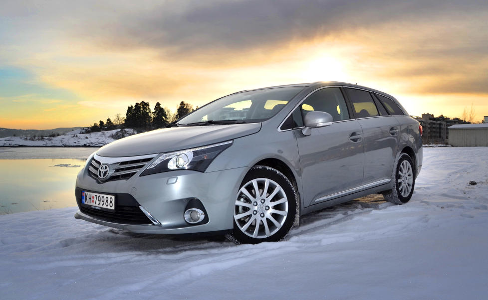 NY SNUTE: Sjekk den t�ffe fronten! Slik skal en vellykket ansiktsl�ftning se ut. LED-lysene er standard i �Advance in Business�-pakka. Foto: ANDREAS HANDELAND