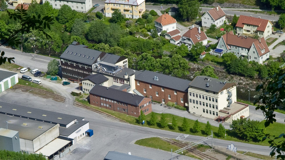 SLUTTER: Rektor Olav Tov R�ysland ved Rjukan videreg�ende skole leverte i dag sin oppsigelse. Foto: Erik S�rng�rd