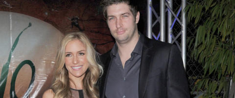 MTV-stjerne venter barn med quarterback-forloveden