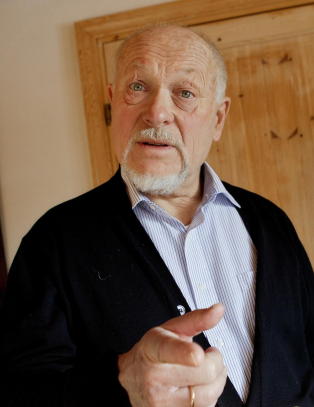 - Gud er historiens gud. Ingenting skjer tilfeldig