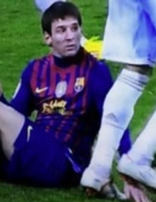 Pepe slipper med advarsel etter stemplingen av Messi
