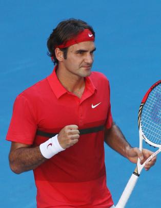Federer kontrollert til semifinale - Nadal m�tte slite