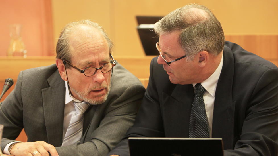 UENIG MED SVENSKEN: Jim Aage N�ttestad (til venstre) g�r ut i fra at de sakkyndige som har unders�kt ham har vurdert asperger ogs�. N�ttestad leder et prosjekt som ser p� sammenhengen mellom Aspergers syndrom og kriminalitet og har ikke funnet noen sammenheng mellom diagnosen og lovbrudd.  Foto: Cornelius Poppe / SCANPIX
