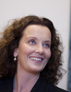 - Vil vurdere � ta opp saken