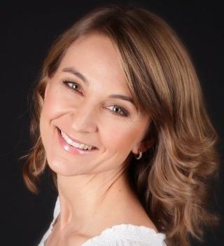LEGE:  Anne K. Gulsvik