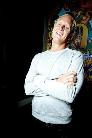 BLE INSPIRERT: Øyvind Sauvik, bedre kjent som Vinni, hentet med seg inspirasjon fra Hvaler-oppholdet til å fullføre sitt første norske album. Foto: Bjørn Langsem / Dagbladet BLE INSPIRERT: Øyvind Sauvik, bedre kjent som Vinni, hentet med seg inspirasjon fra Hvaler-oppholdet til å fullføre sitt første norske album. Foto: Bjørn Langsem / Dagbladet