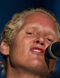Fra skandalemaker til småbarnspappa