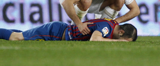 Iniesta ute med skade