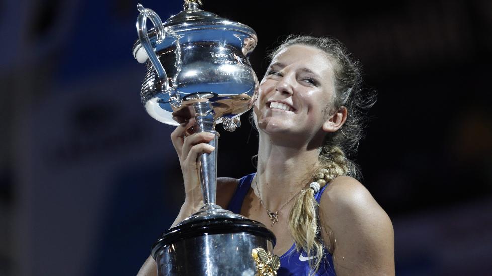 VERDENSENER: Victoria Azarenka vant Australian Open og overtar som ener p� rankingen. Foto:  EPA/HOW HWEE YOUNG