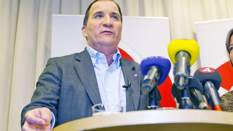 PARTISJEF:  Veien er lang fra barnehjemmet i Stockholm til jobben som partileder for Socialdemokraterna i Sverige. Stefan L�fven har g�tt hele den lange veien.       Foto: Roger Vikstr�m,  Expressen