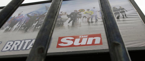 Tidligere Murdoch-ansatte p�grepet