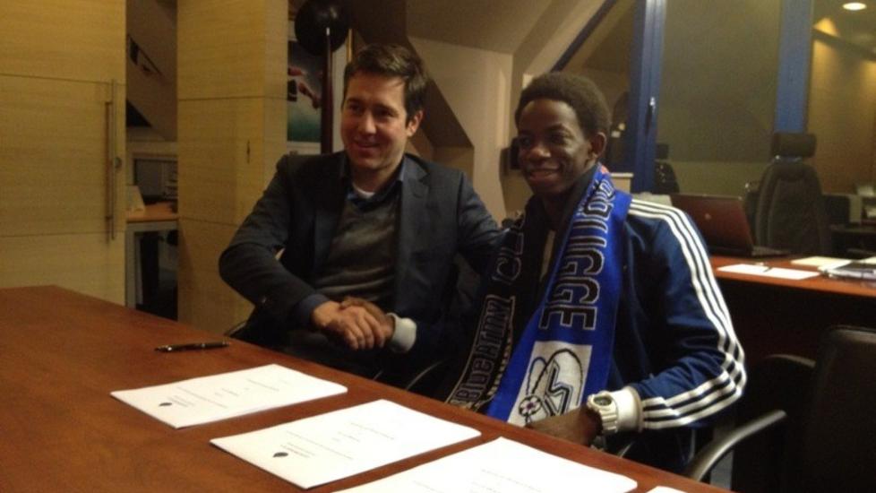 KLAR FOR BRUGGE: Mushaga Bakenga takket ja til Club Brugge. Foto: Mushaga Bakenga / Twitter