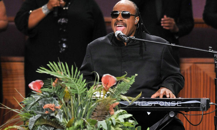 FRAMF�RTE TO L�TER: Stevie Wonder. Foto: Getty Images/All Over Press