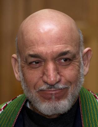 Afghanistans president vil prate med Taliban aleine