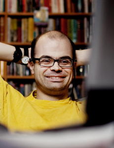 - Leser gjerne 15 b�ker til i samme serie