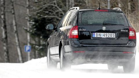 GOD VINTERBIL: Skoda Octavia 1,6 TDI 4x4 har god framkommelighet og har lavt forbruk. Noe som gj�r den til en av de mest popul�re bilene her til lands.