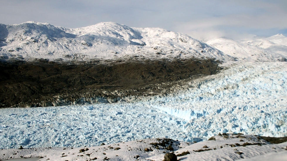UTSATT FOR TYVERI: Jorge Montt-breen i Chile er et kj�rt og viktig naturminne i landet. Foto: AFP/Scanpix