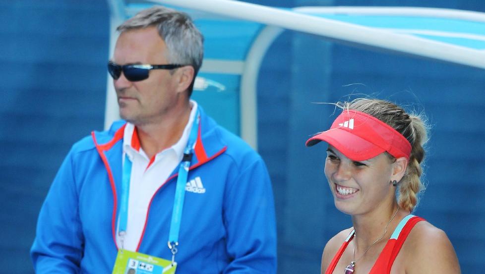 SLUTT: Samarbeidet mellom Caroline Wozniacki og trener Ricardo Sanchez varte ikke lenge.Foto: SCANPIX/EPA/HOW HWEE YOUNG