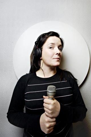 I NAKENINTERVJU: P3-reporter Trine Sollie var blant dem som kritiserte Tone Damli for hennes lettkledde musikkvideo i januar. N� har Sollie selv kastet kl�rne. 
Foto: Lars Myhren Holand / Dagbladet