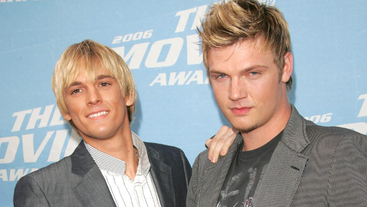 MISTET S�STEREN: Br�drene Nick og Aaron Carter er i sorg etter at de mistet s�steren Leslie. Foto: Stella Pictures