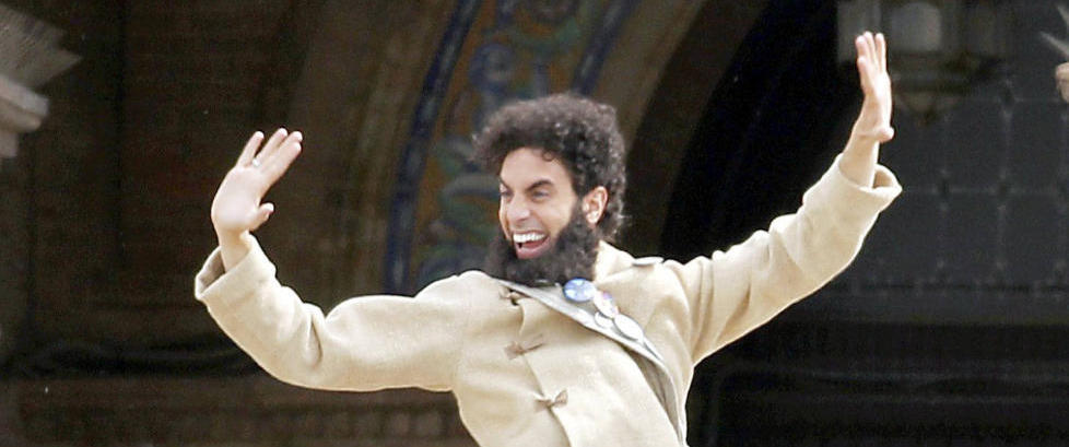 - Stjernen fra «Borat» og «Ali G» lager film av Saddam Husseins roman