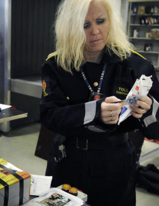 Advarer mot pillekjøp på nettet