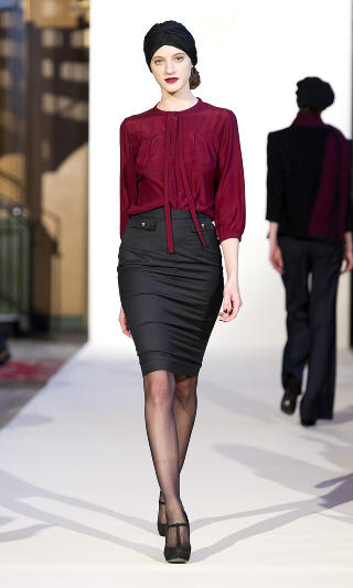 MAYLA: Kolleksjonen var blant annet inspirert av skuespillerinnen Greta Garbo. Foto: Kristian L�veborg/Stockholm fashion week
