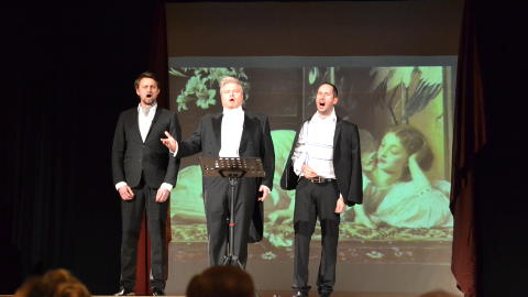 OPERA: Om Harald, Thomas og Rein Alexander utgj�r en vinnertrio i opera, gjenst�r � se. Foto: TV 2