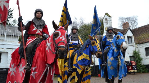 RIDDERNE FRA NORD: Nicolai Cleve Broch ble med som ekstra styrke til �Senkveld�-laget i ridderduell i Burmingham. Foto: TV 2